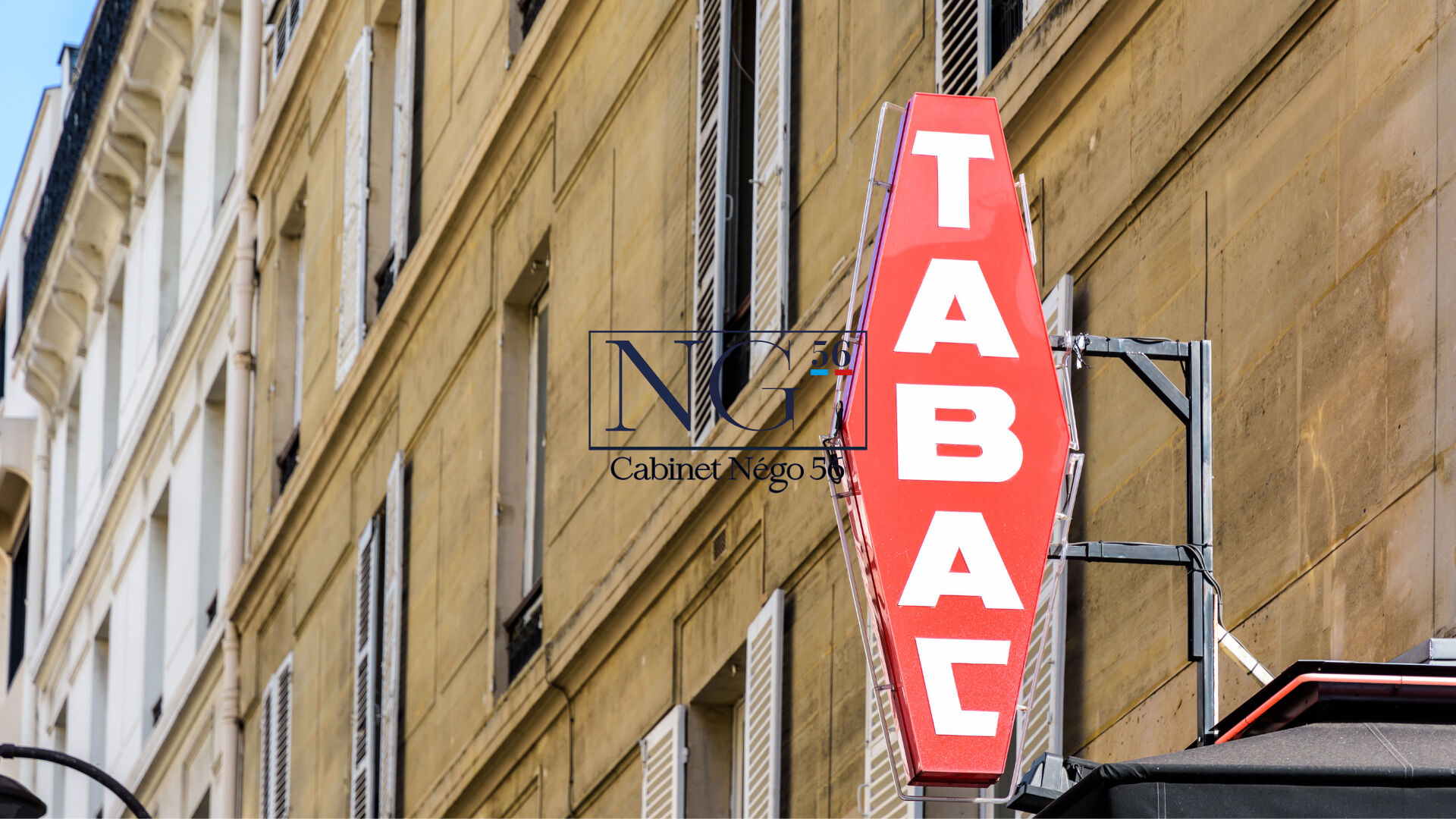 Cuisine au RDC + stockage � l'�tageavec une chambre et sanitaire