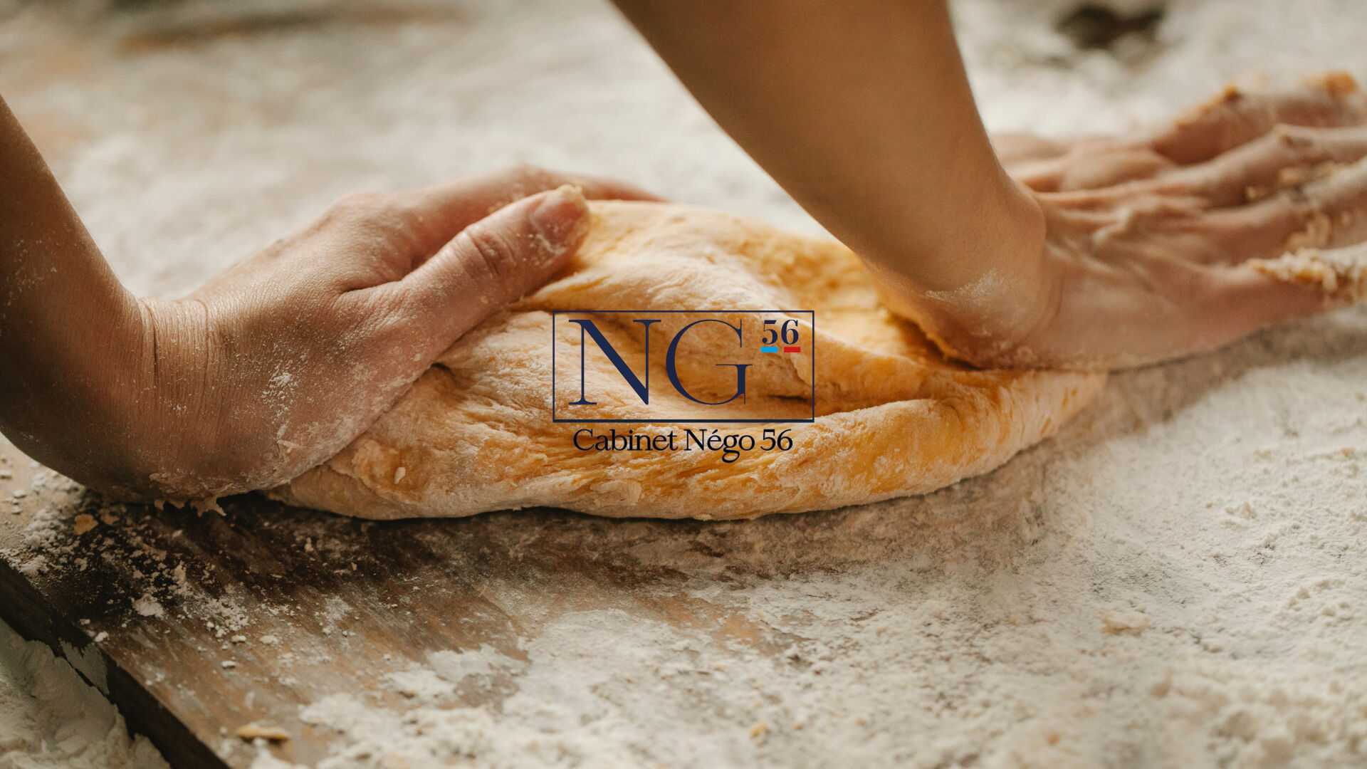 Avec Habitation - possibilit� dans le bail ok de sous location du logement. - 2 chambres1 salle d'eau- 1 WC- 1 cuisine am�nag�e - 1 salon/ salle � manger